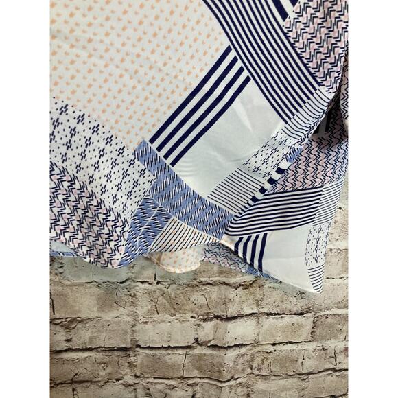 Rose + Olive Top Womens 2X Blue & Pink Patchwork Mixed Print Button Up Artsy - Picture 14 of 14